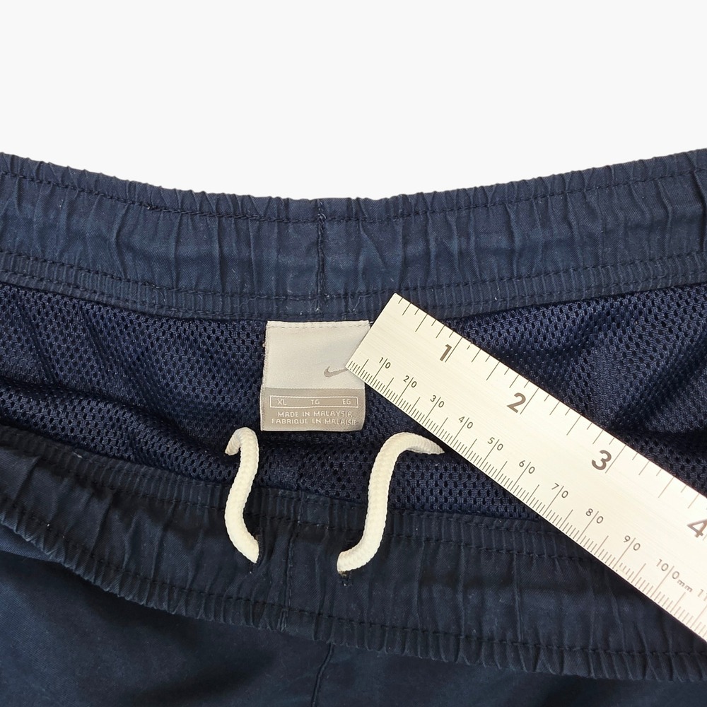 Nike Mens XL Navy Blue White Stripe Cargo Swim Trunks Mesh Lined Board Shorts - Picture 2 of 6